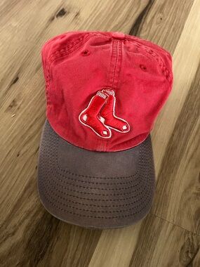 Boston Red Sox Logo Franchise Cooperstown Collection Fitted Hat Small